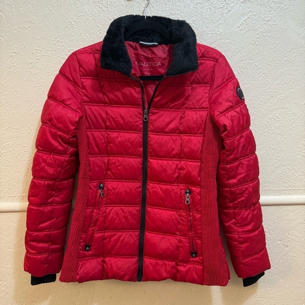 Nautica Women’s Red Puffer Coat Ski Jacket Faux Fur Collar Small